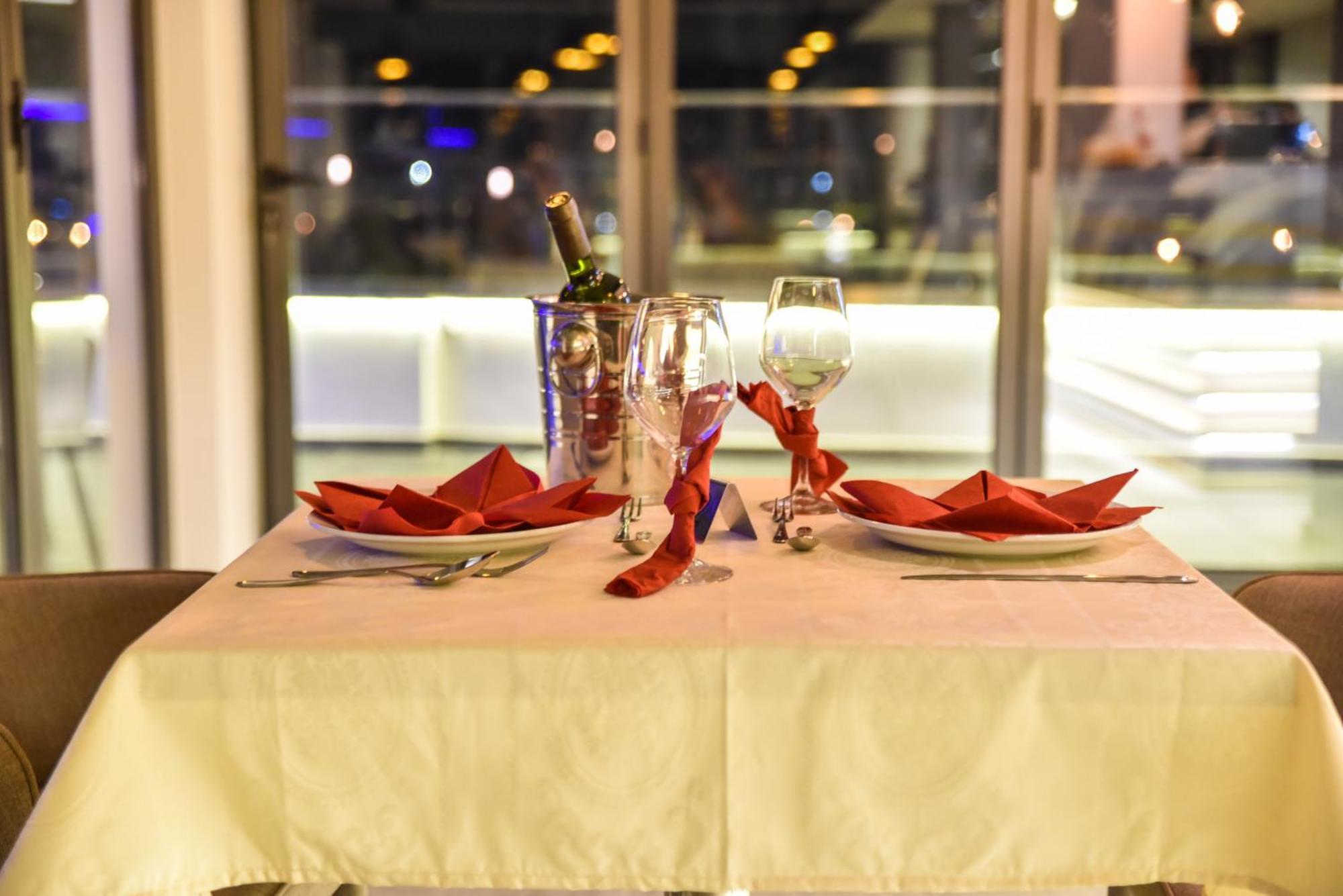 Hotel Evropa Ulcinj Exterior foto