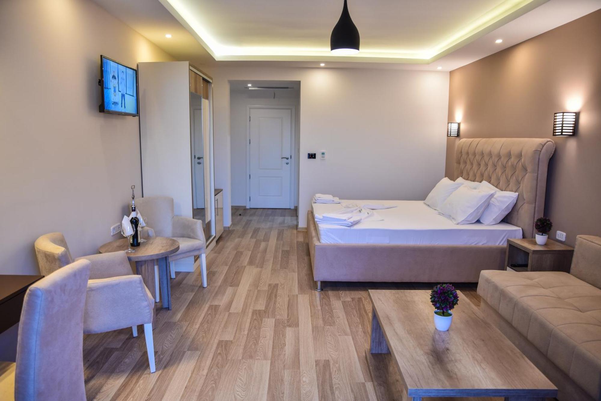Hotel Evropa Ulcinj Exterior foto