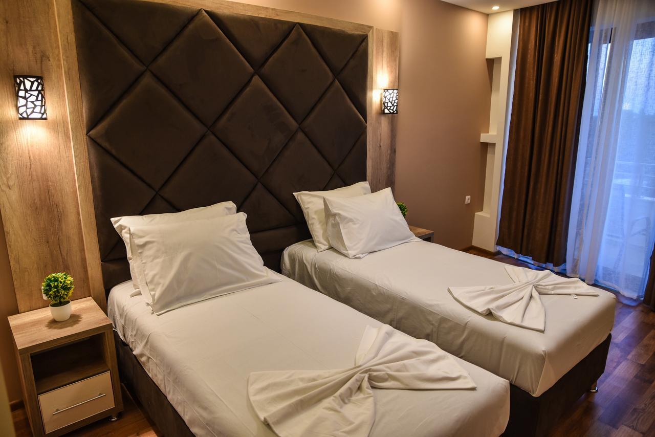 Hotel Evropa Ulcinj Exterior foto